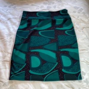LuLaRoe pencil skirt. Size Large